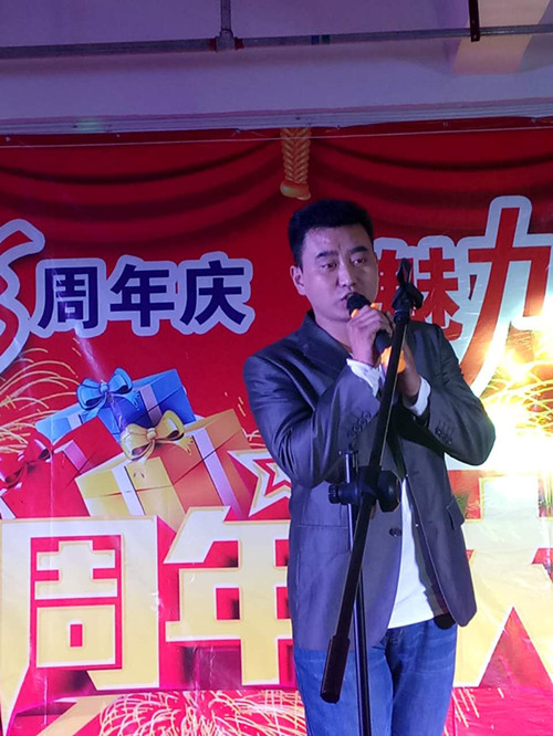 寧陽(yáng)新時(shí)代商廈一周年店慶晚會(huì)落幕！