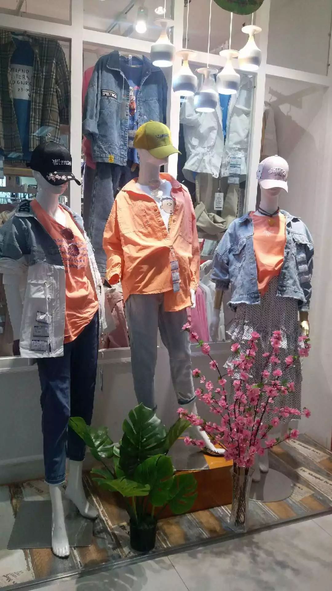 新時(shí)代商廈｜春季出游 當(dāng)然要打扮的美美噠！